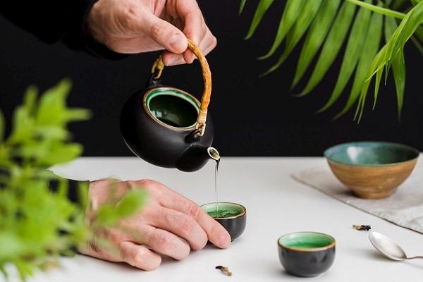 Uống trà xanh có tác dụng gì? Cách uống trà xanh tốt cho sức khỏe cơ thể